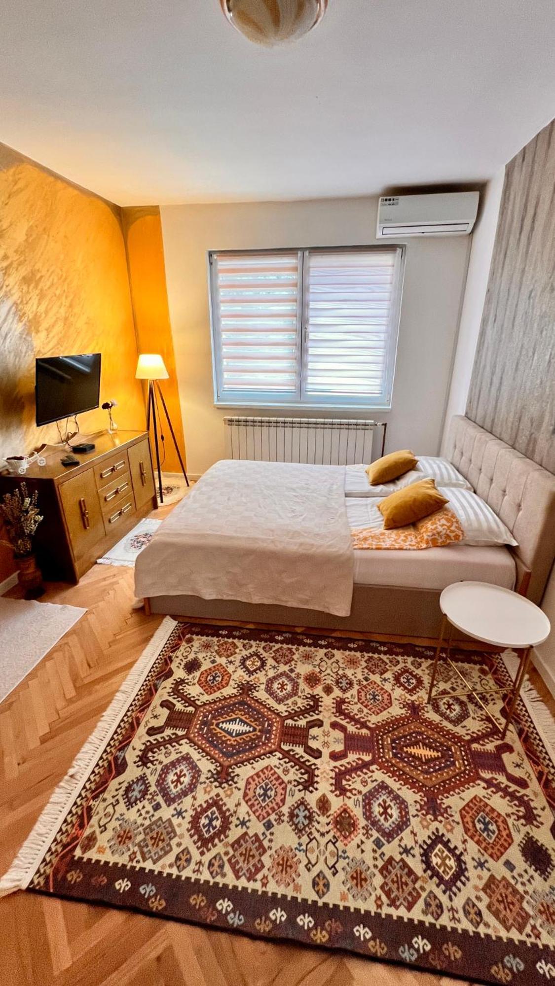 Guest House Bosnian House Hrasnica Buitenkant foto