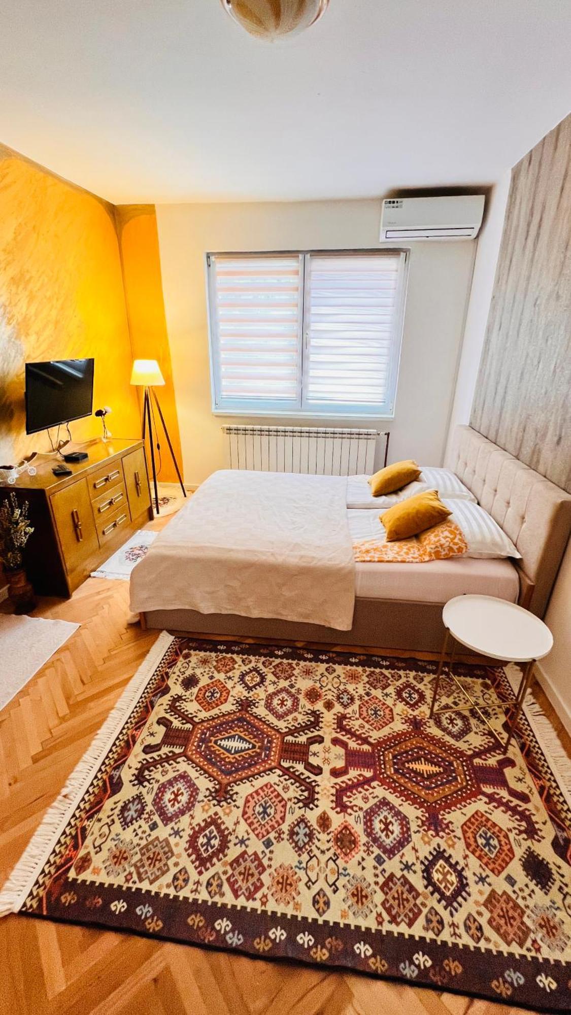 Guest House Bosnian House Hrasnica Buitenkant foto